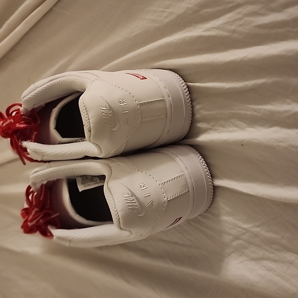 Nike Air Force 1 Supremes - Picture 5 of 6